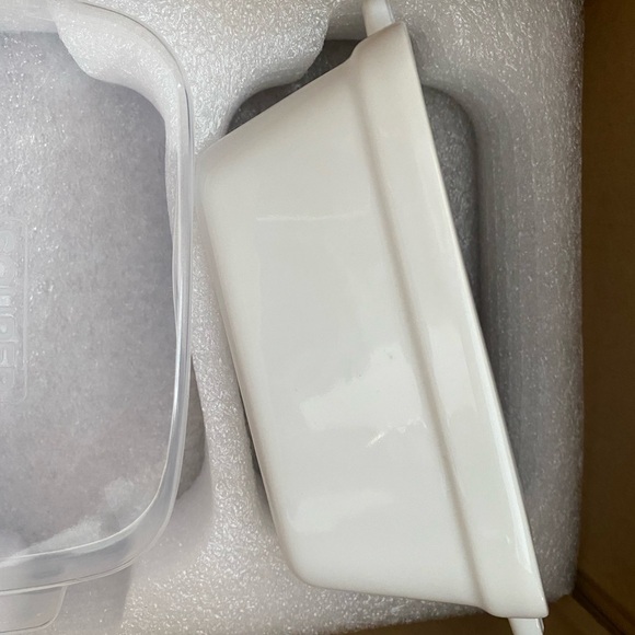 Souper Cube rectangular ceramic dish and lid - Picture 7 of 10